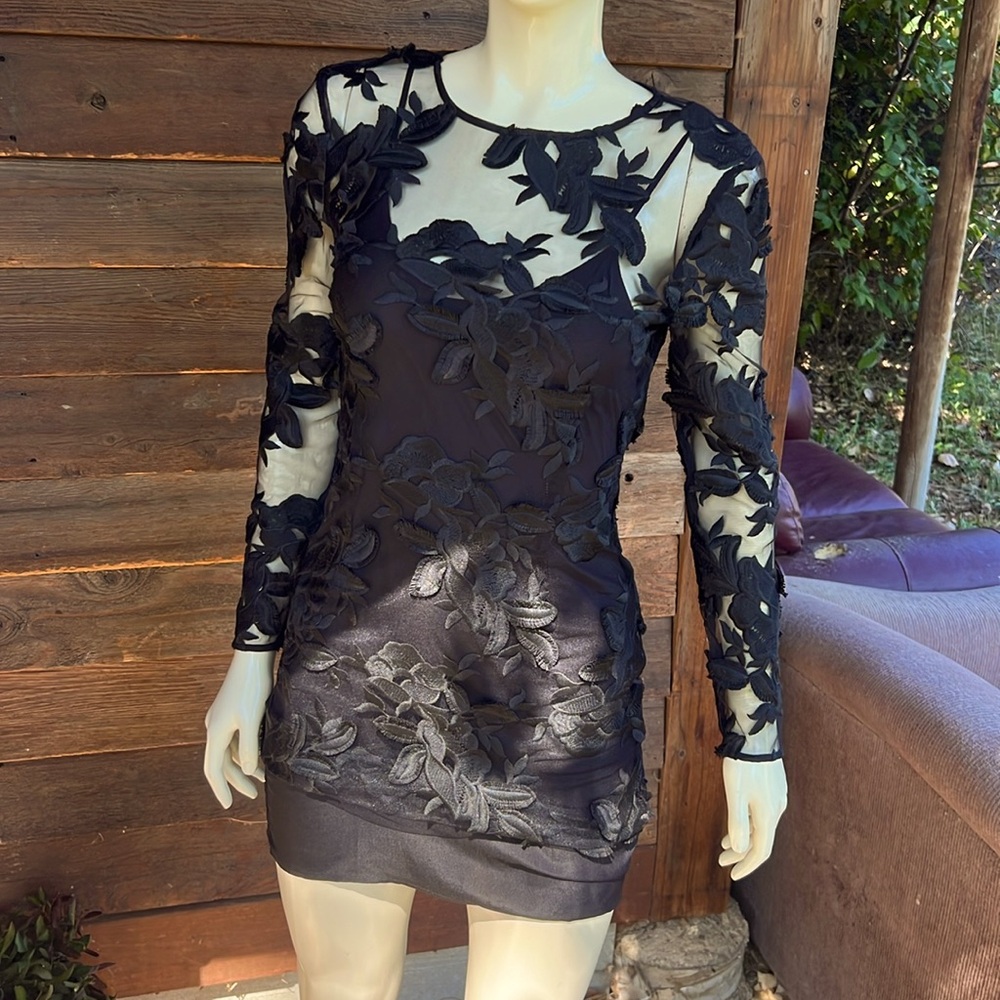 Topshop 100% polyester two layer mesh floral body on long sleeve dress - Picture 2 of 9